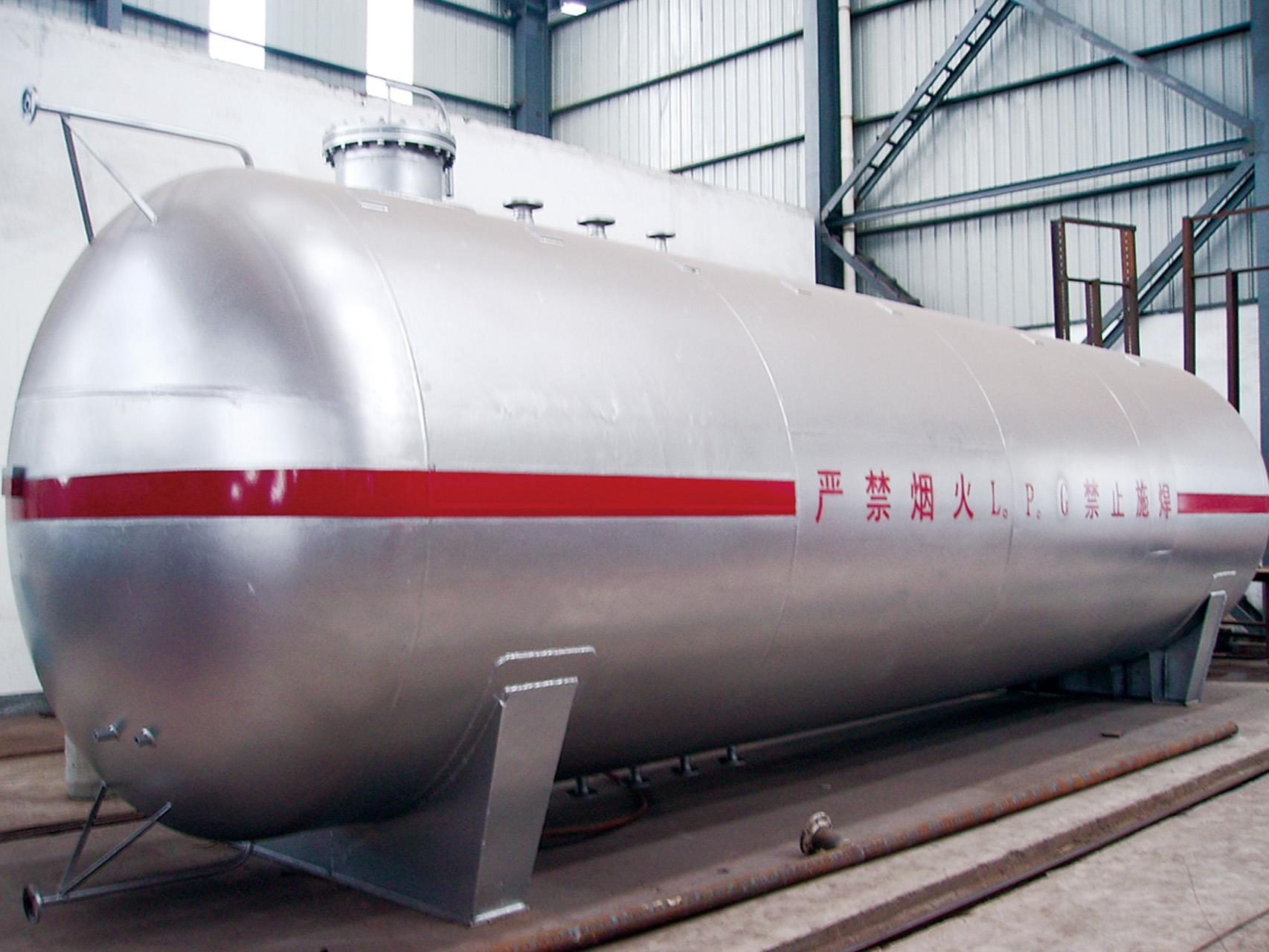Series of liquefied petroleum gas storage tanks
