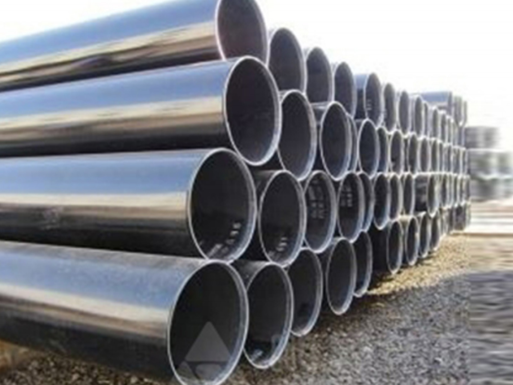 Longitudinal welded pipe