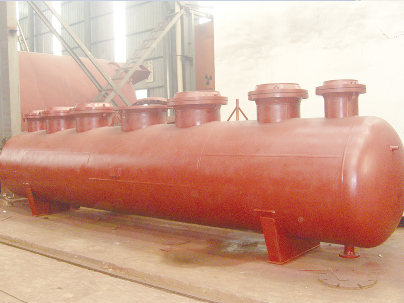 Other tanks, separators, dividing cylinders, buffe