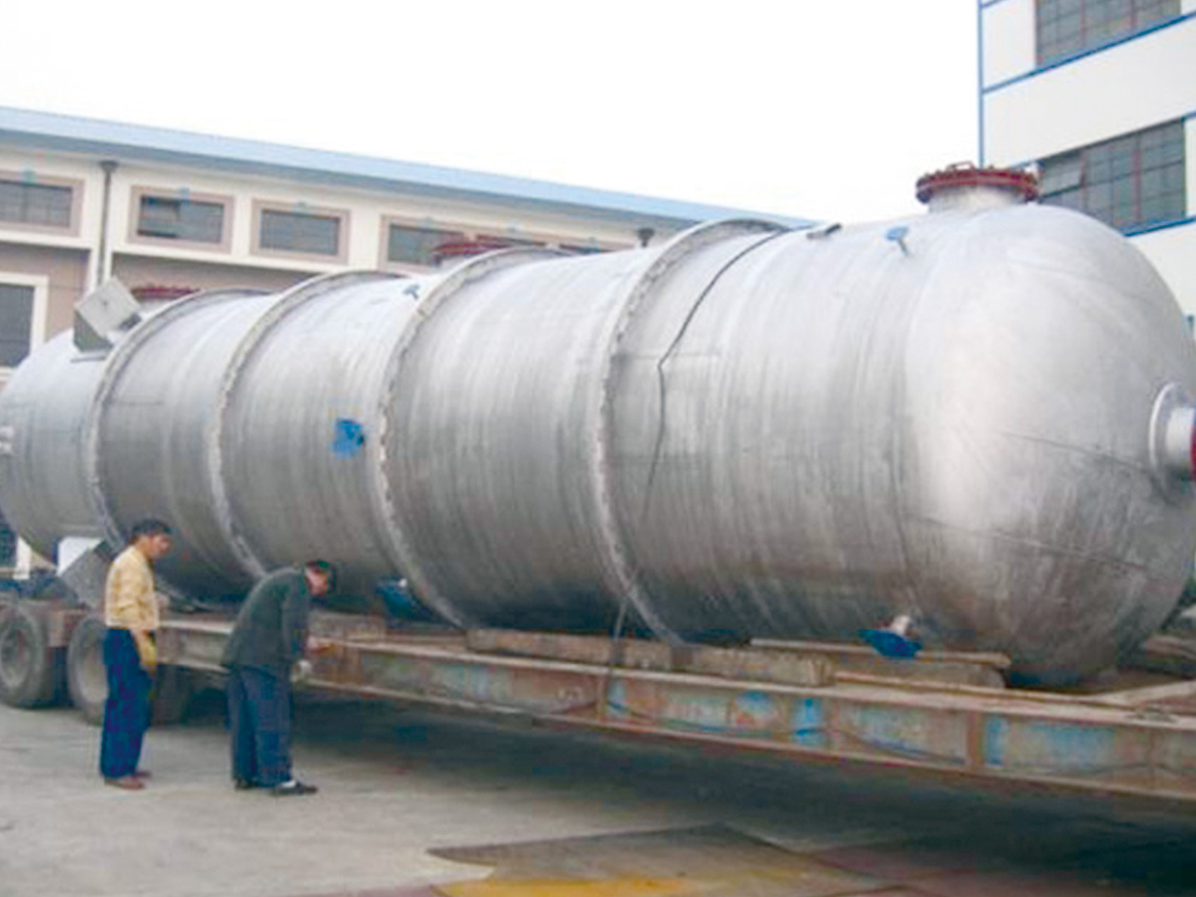 Other tanks, separators, dividing cylinders, buffe